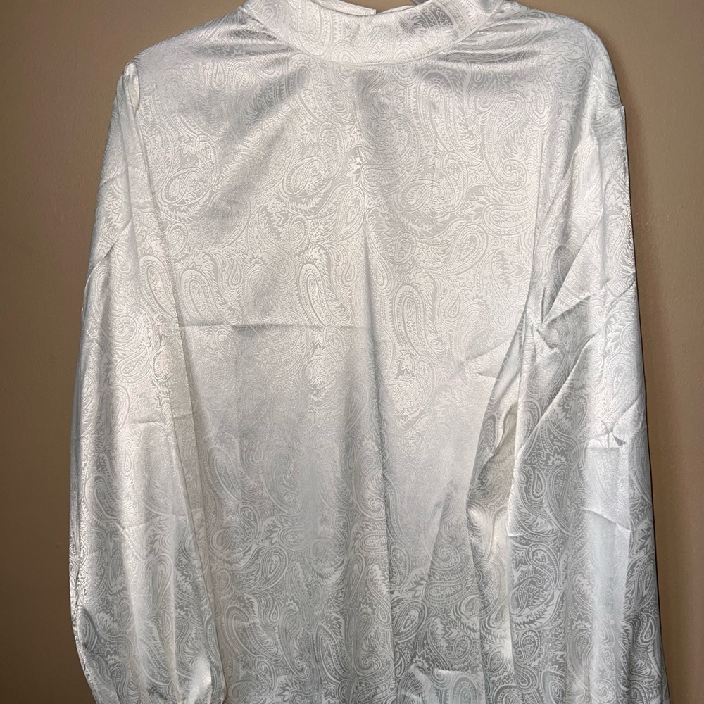 Mock neck and ballon style top